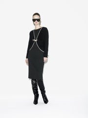 SOTO cardigan en laine noire, vue de face
